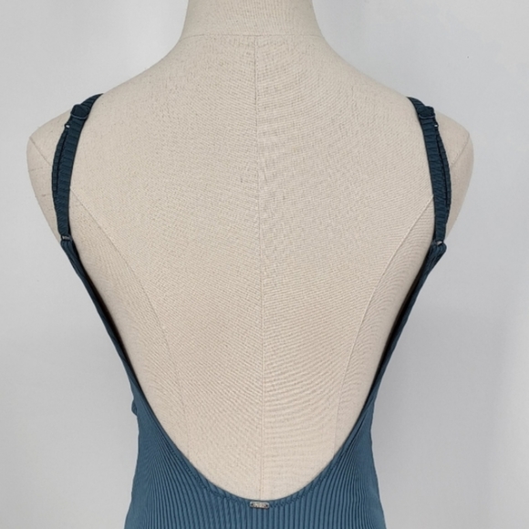 VS Pink Strappy Side Ribbed One Piece size small Swimwear - Picture 8 of 10